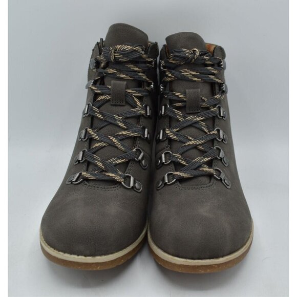 B.O.C By Born Womens Size 9 Alder Light Grey Nubuck PU Heeled Booties Boots - Picture 7 of 12